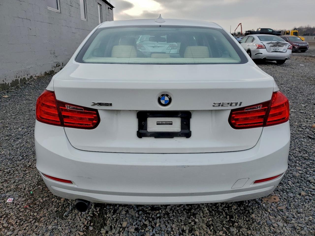 2014 BMW 320 I XDRIVE photo 11