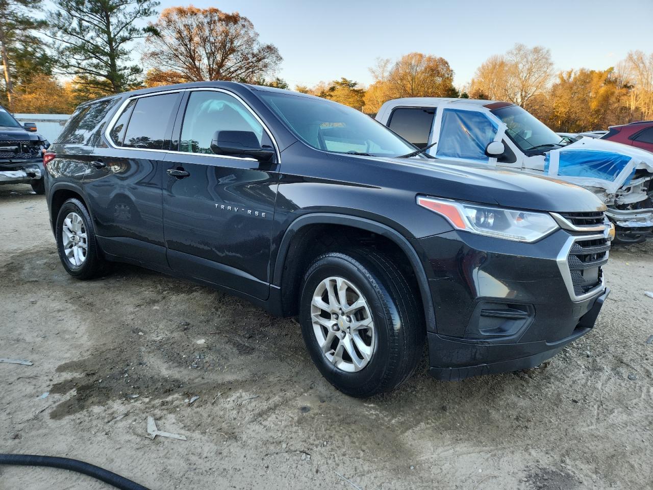 2020 CHEVROLET TRAVERSE LS photo 7