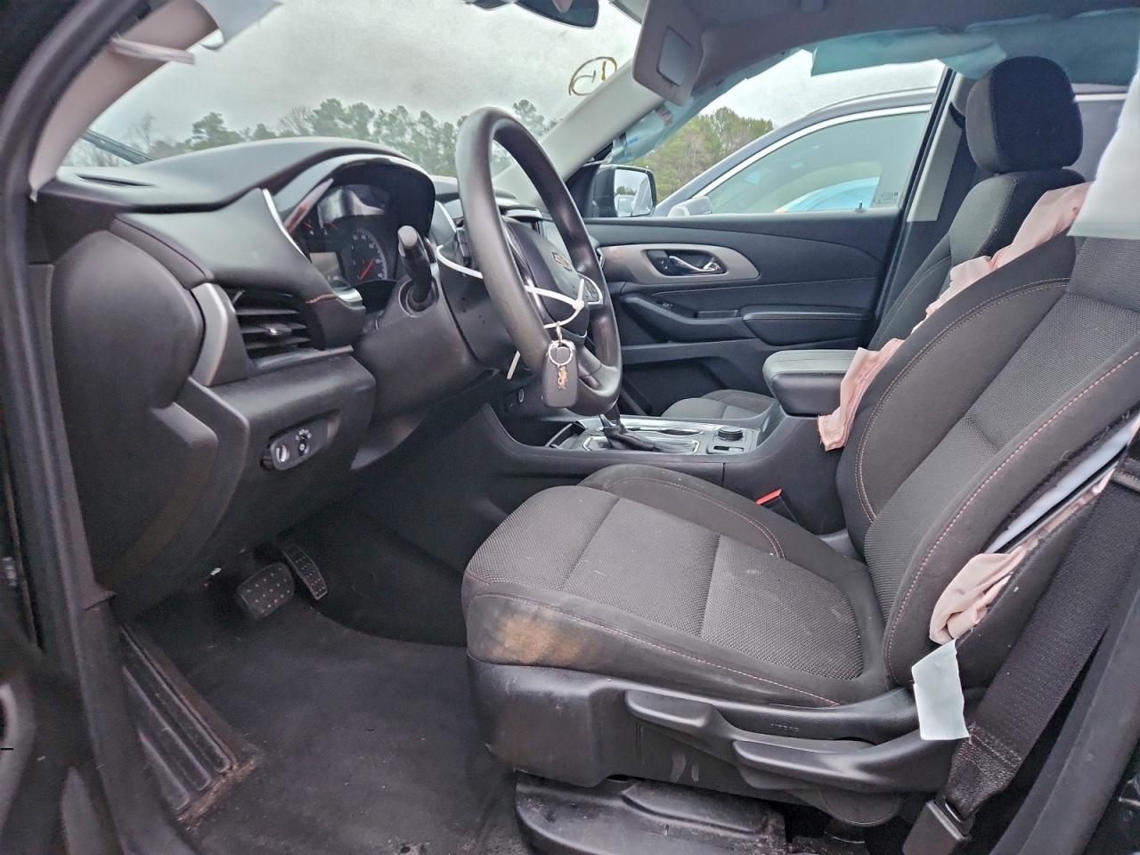 2020 CHEVROLET TRAVERSE LS photo 13
