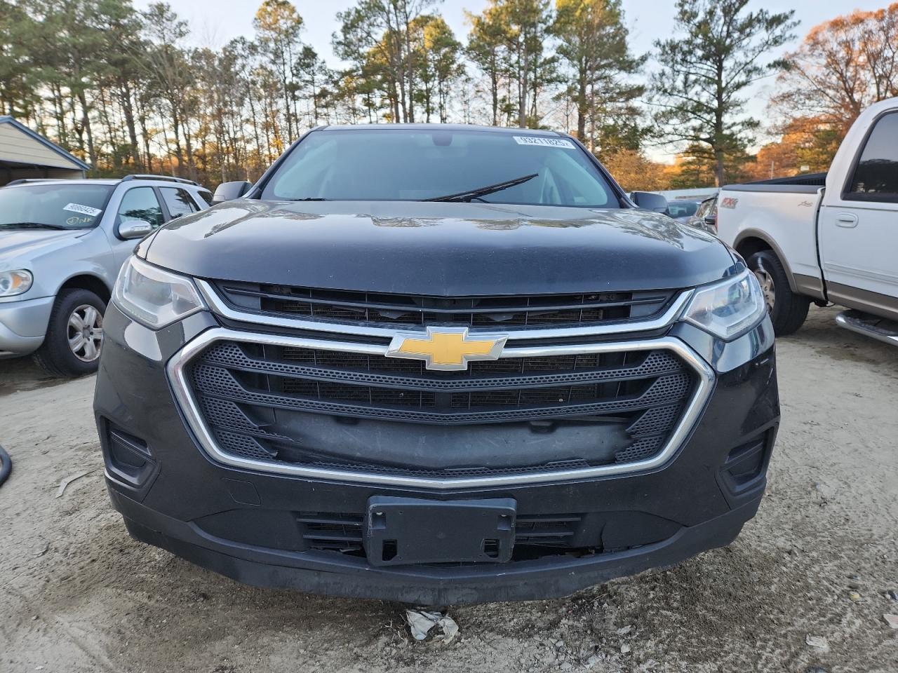 2020 CHEVROLET TRAVERSE LS photo 9
