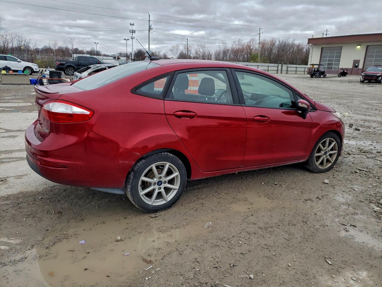 2016 FORD FIESTA SE photo 5
