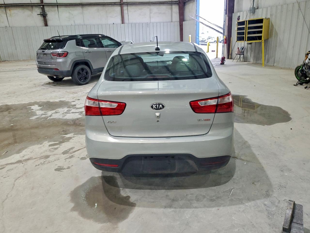 2013 KIA RIO EX photo 16