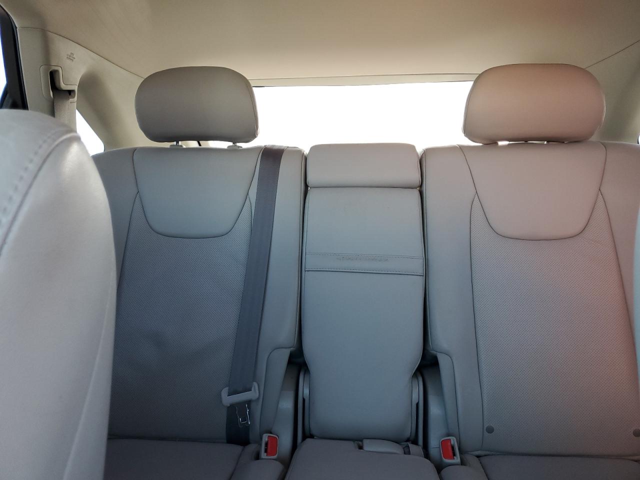 2011 LEXUS RX photo 19
