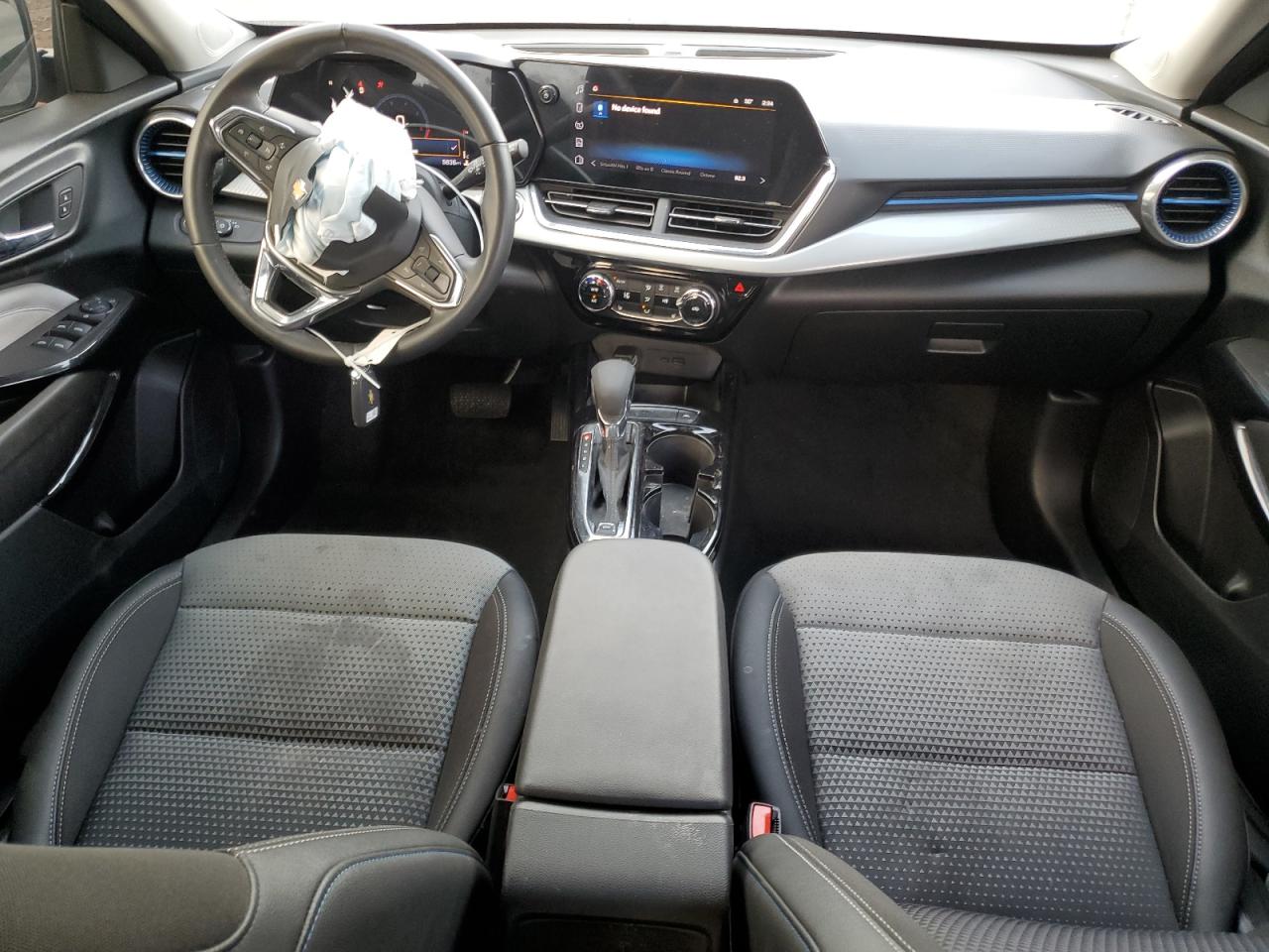2025 CHEVROLET TRAX 1LT photo 15