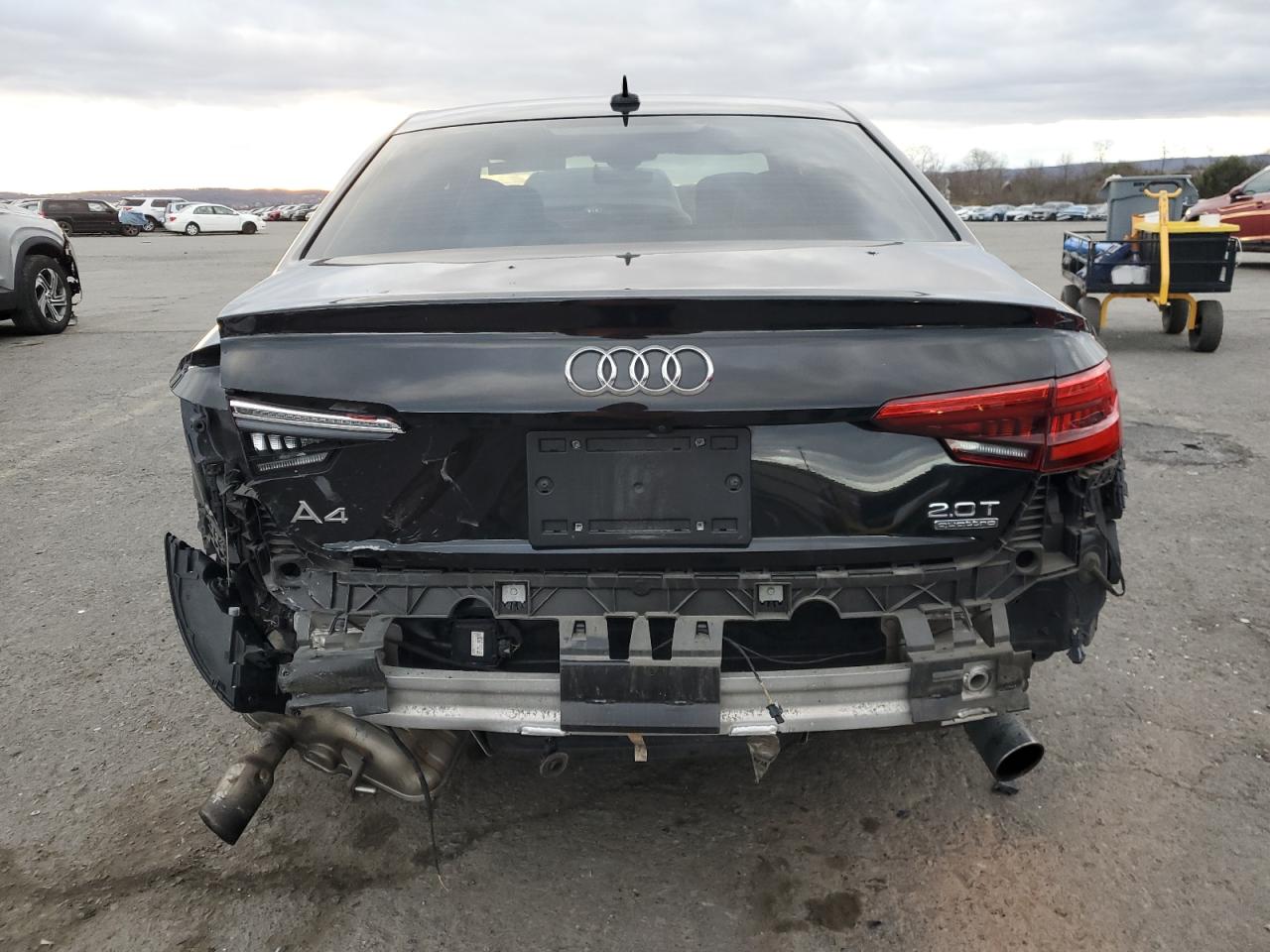 2017 AUDI A4 PREMIUM photo 6