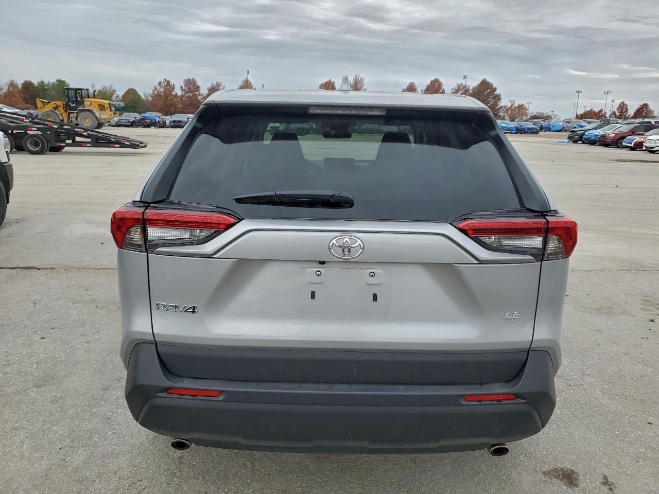 2025 TOYOTA RAV4 LE photo 6