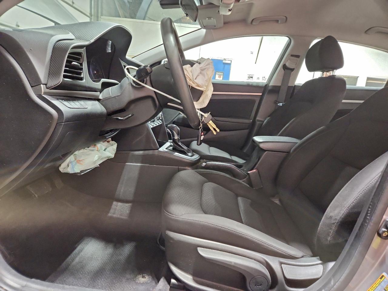 2020 HYUNDAI ELANTRA SEL photo 13