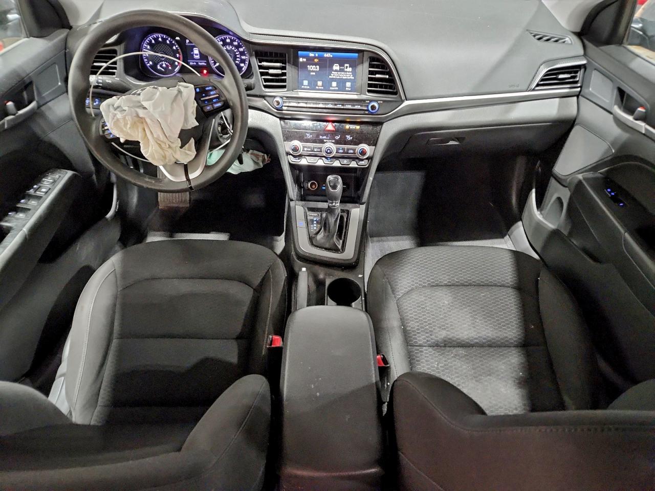 2020 HYUNDAI ELANTRA SEL photo 15