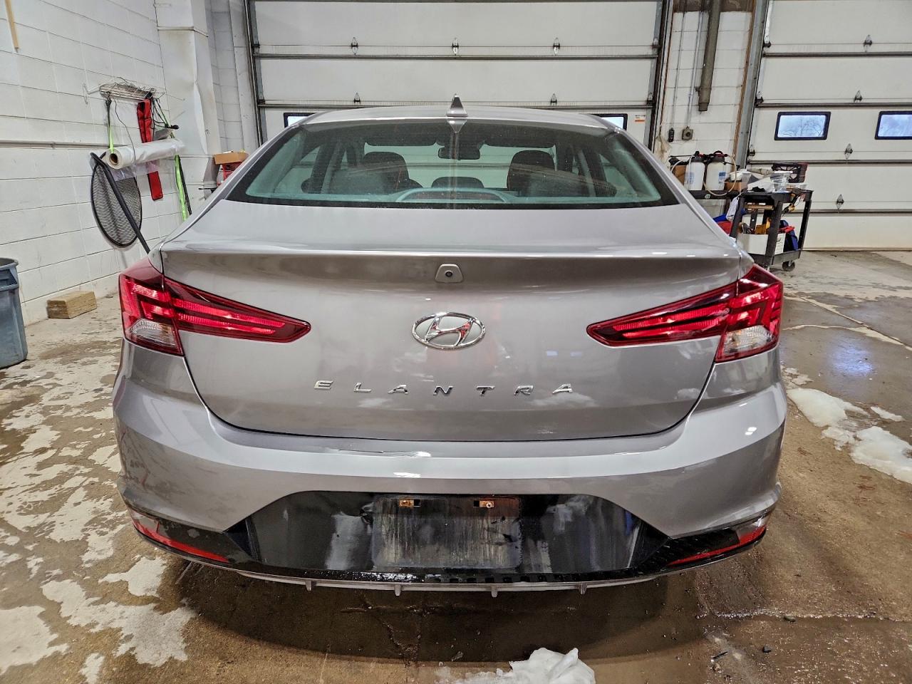 2020 HYUNDAI ELANTRA SEL photo 11