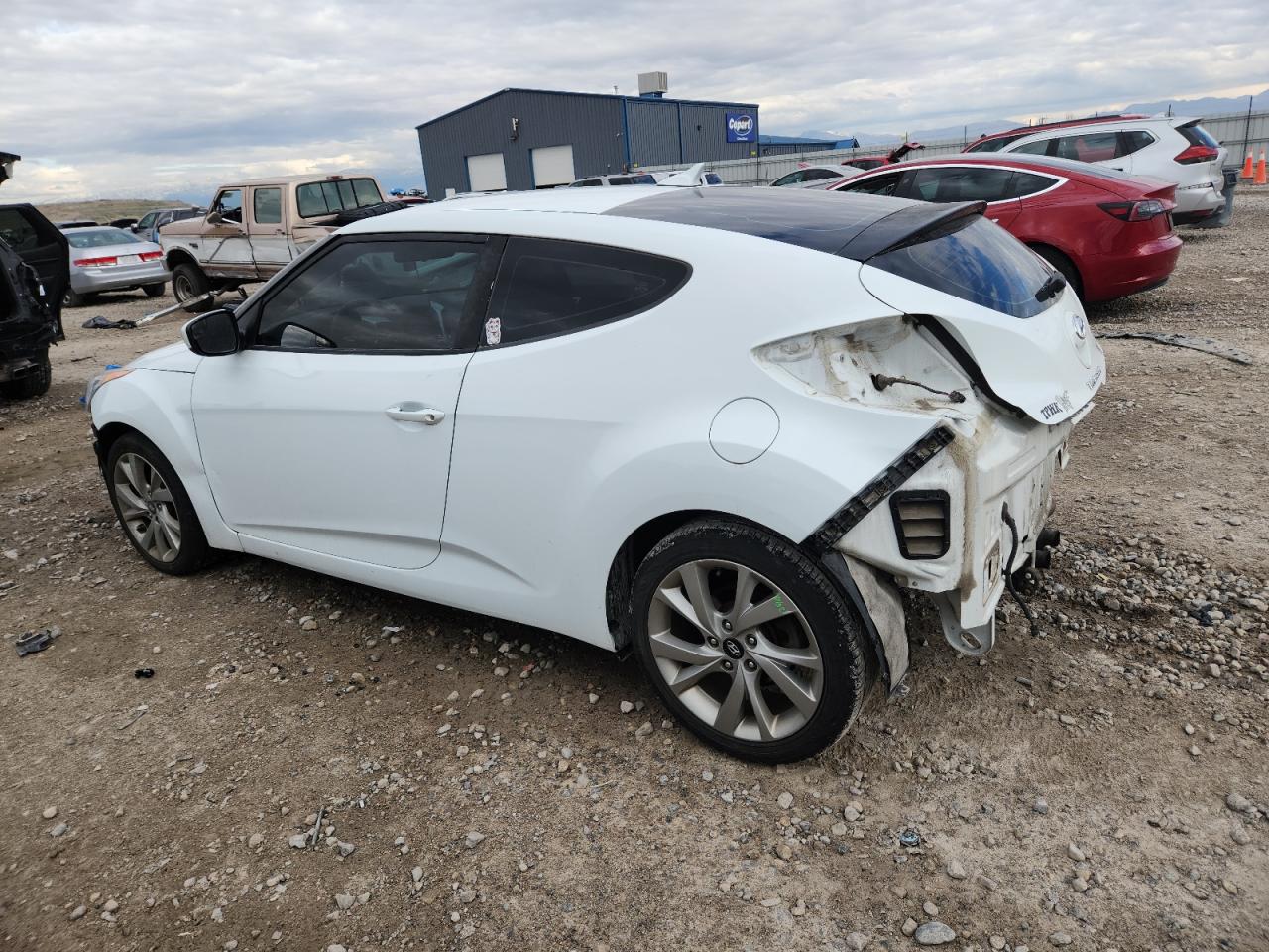 2016 HYUNDAI VELOSTER BASE photo 4