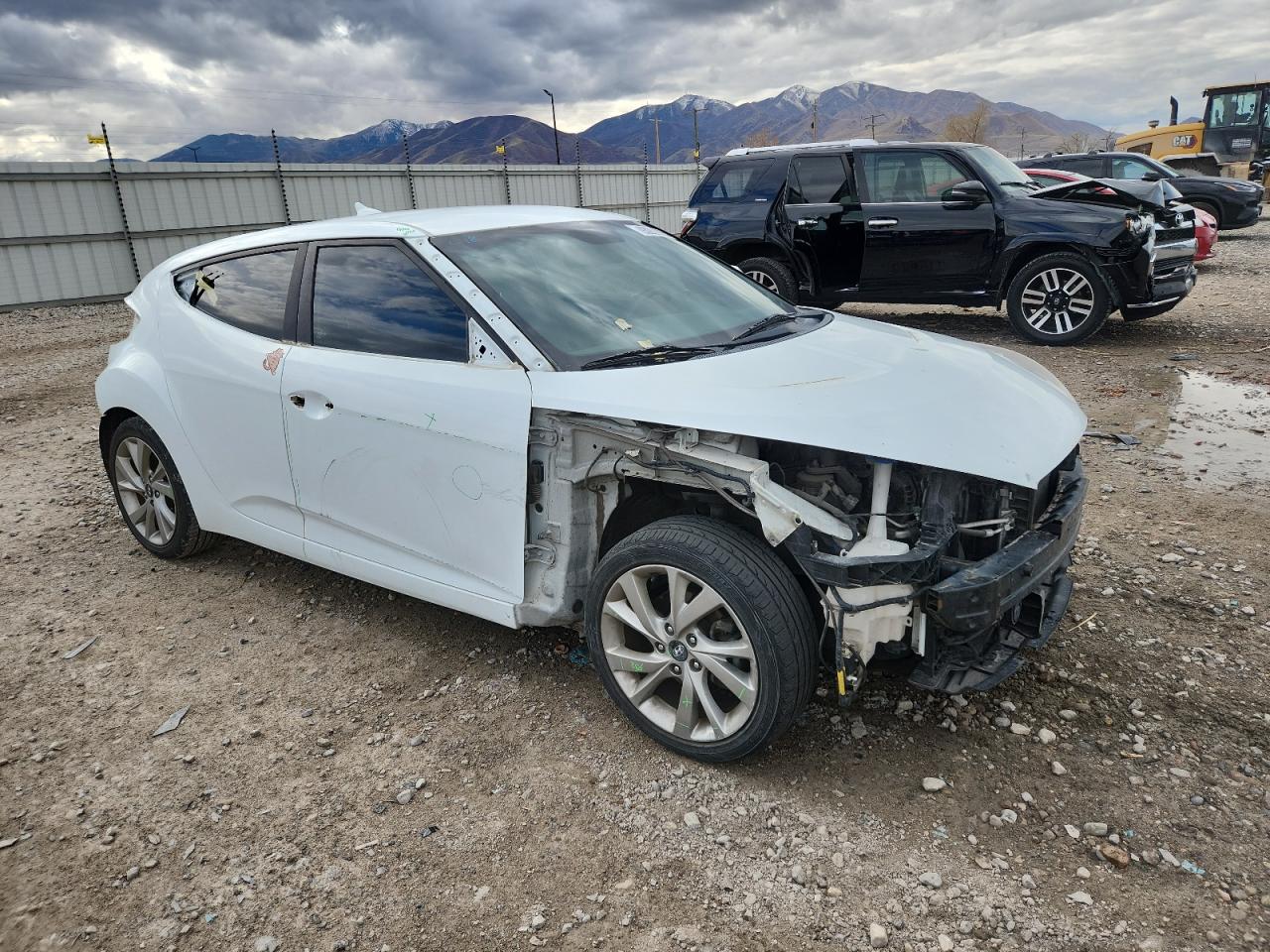 2016 HYUNDAI VELOSTER BASE photo 10