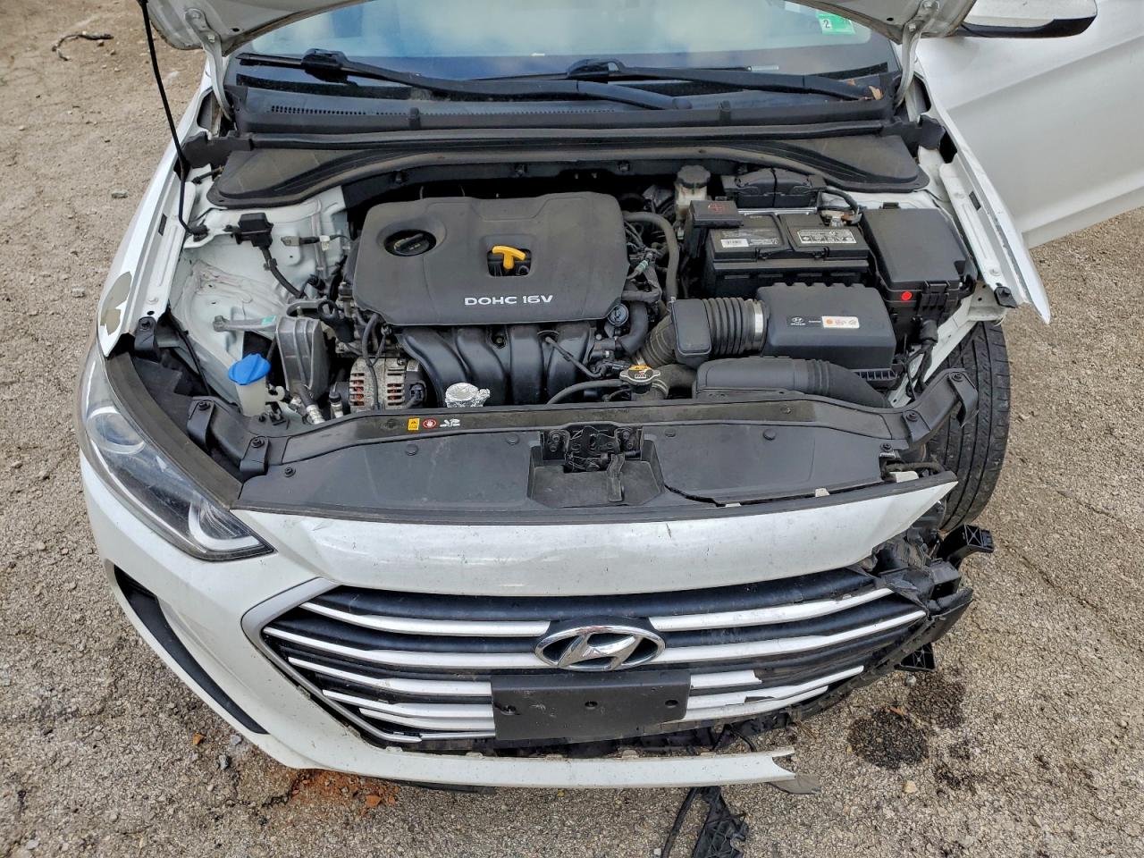 2018 HYUNDAI ELANTRA SE photo 11