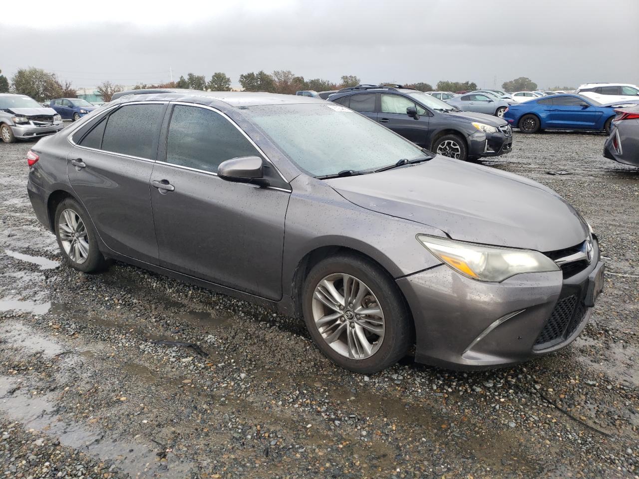 2016 TOYOTA CAMRY LE photo 10