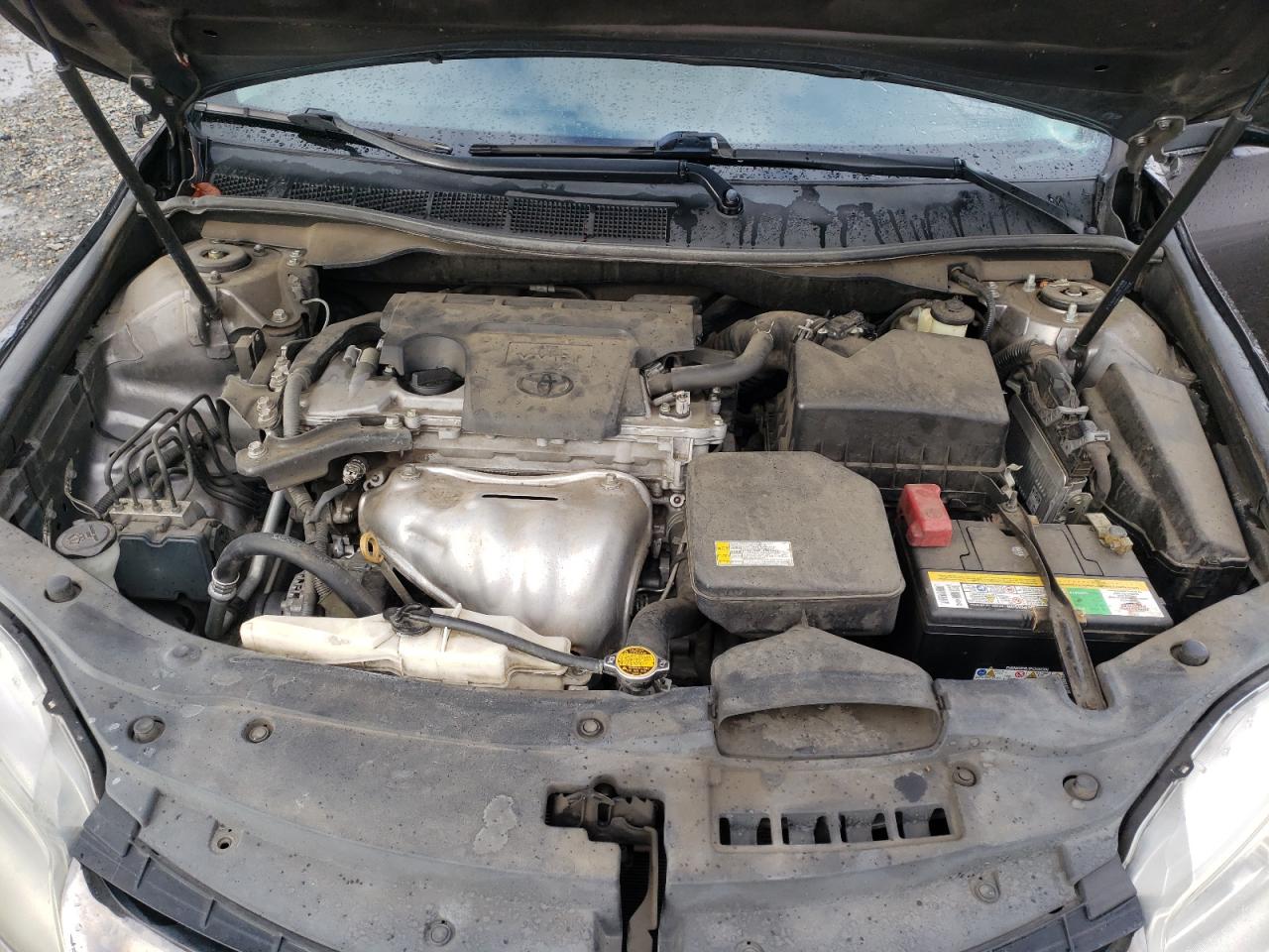 2016 TOYOTA CAMRY LE photo 31