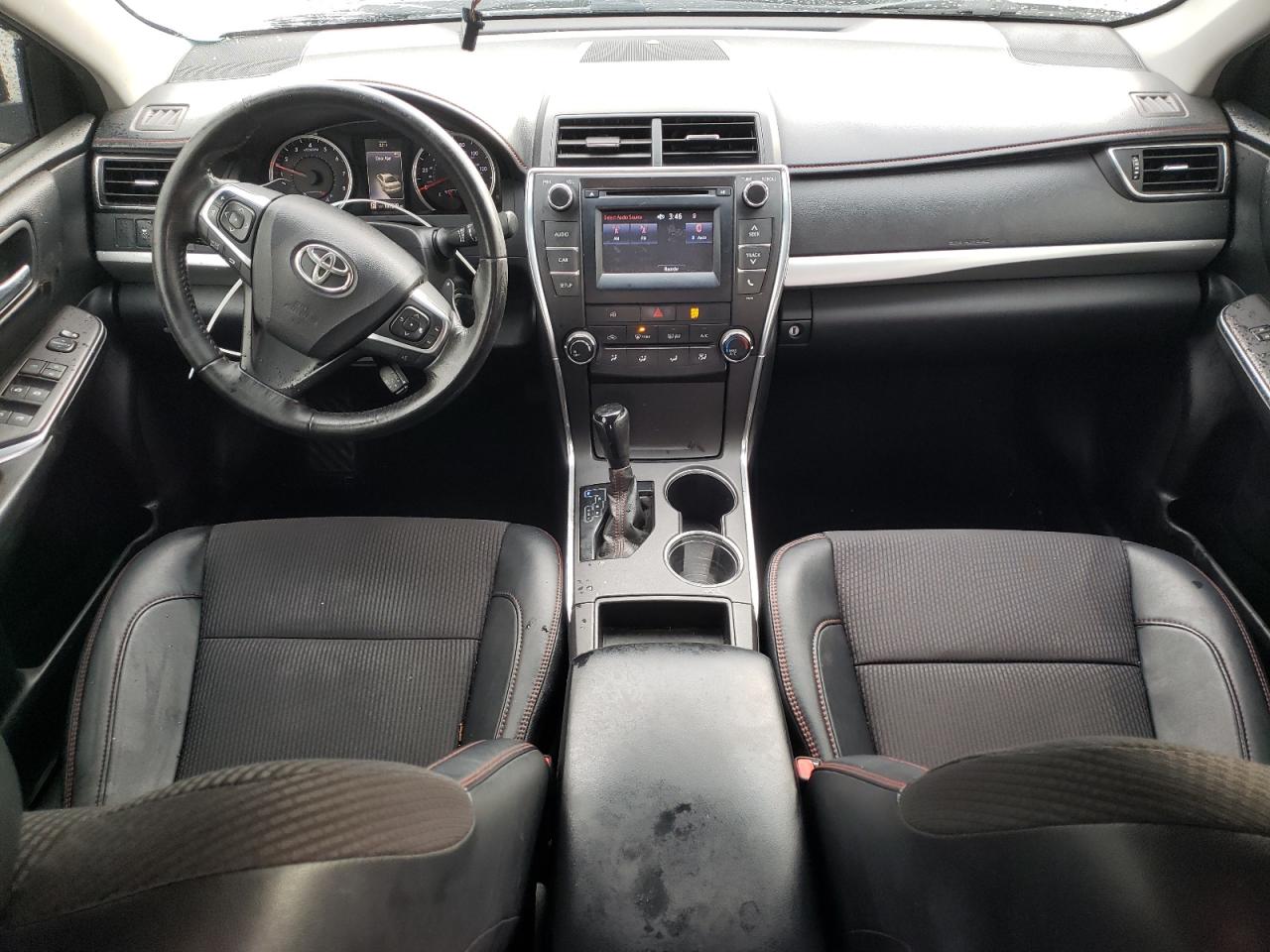 2016 TOYOTA CAMRY LE photo 22