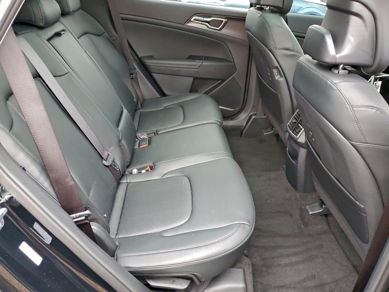 2026 KIA SPORTAGE EX photo 11