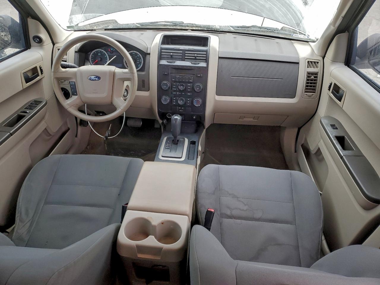 2011 FORD ESCAPE photo 15
