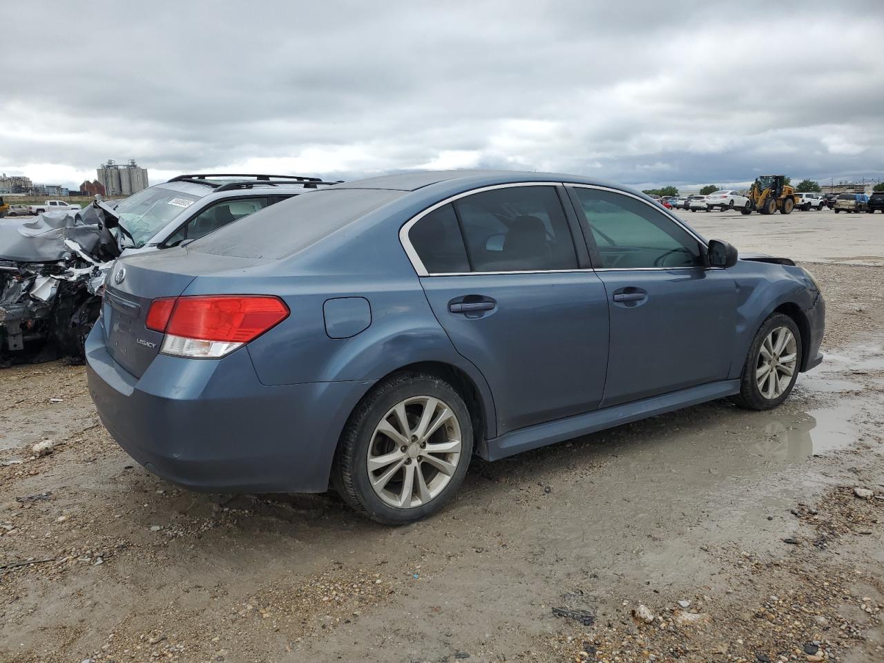 2013 SUBARU LEGACY 2.5I photo 7