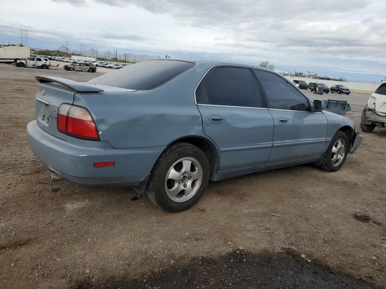 1997 HONDA ACCORD photo 5