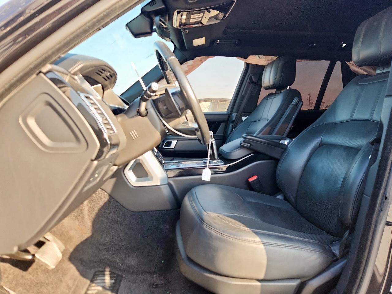 2019 LAND ROVER RANGE ROVER HSE photo 13