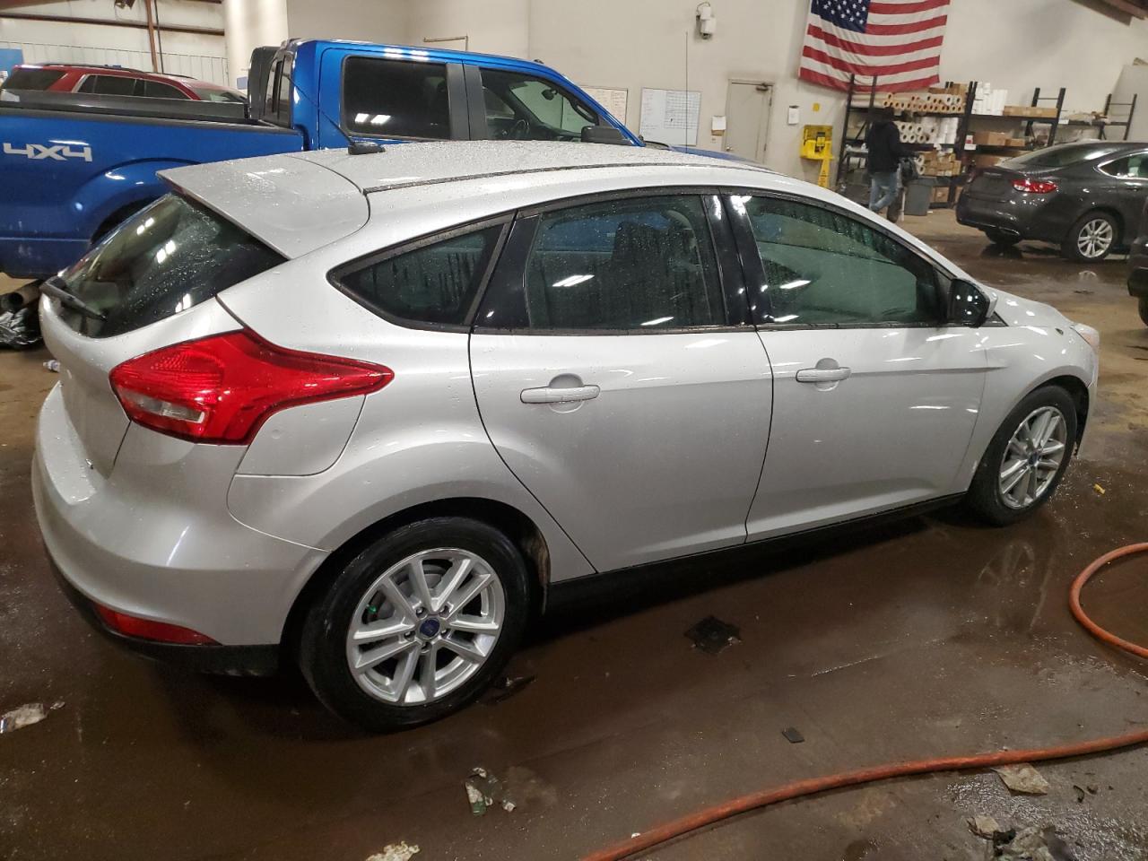 2018 FORD FOCUS SE photo 3