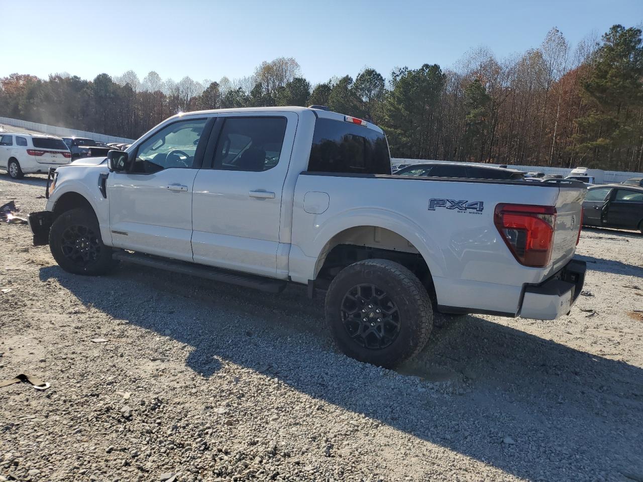 2025 FORD F150 XLT photo 2