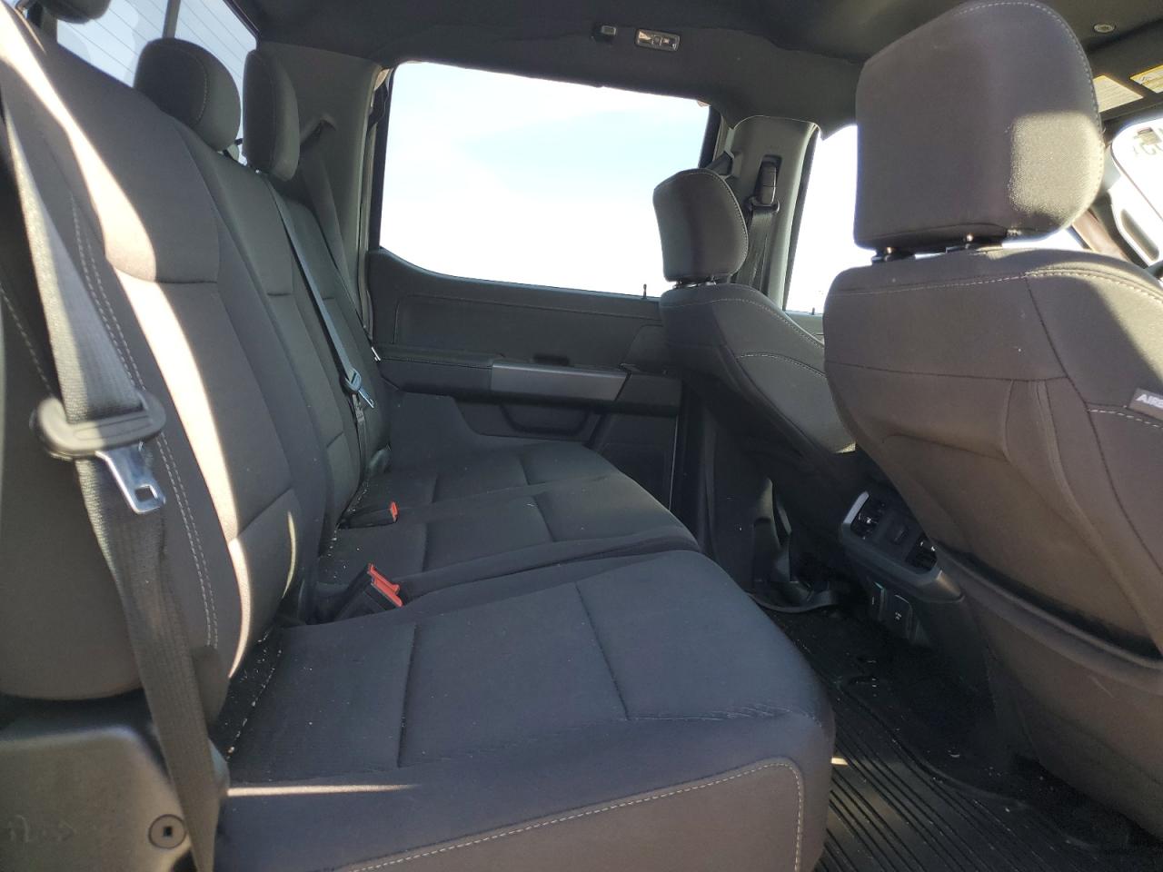 2025 FORD F150 XLT photo 10