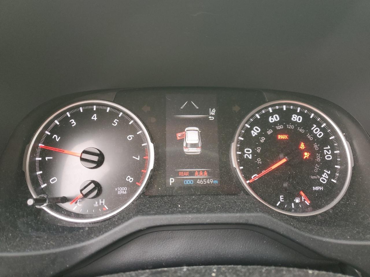 2021 TOYOTA RAV4 LE photo 9