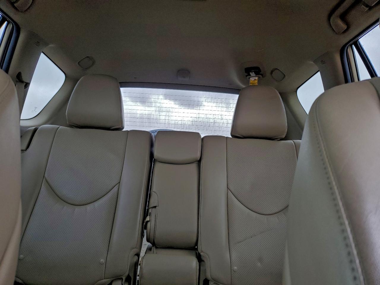 2012 TOYOTA RAV4 LIMITED photo 28