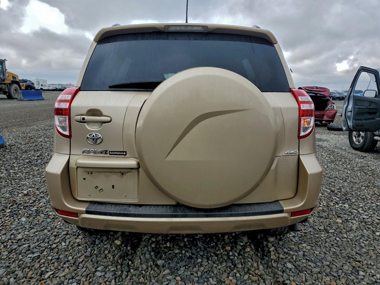 2012 TOYOTA RAV4 LIMITED photo 16