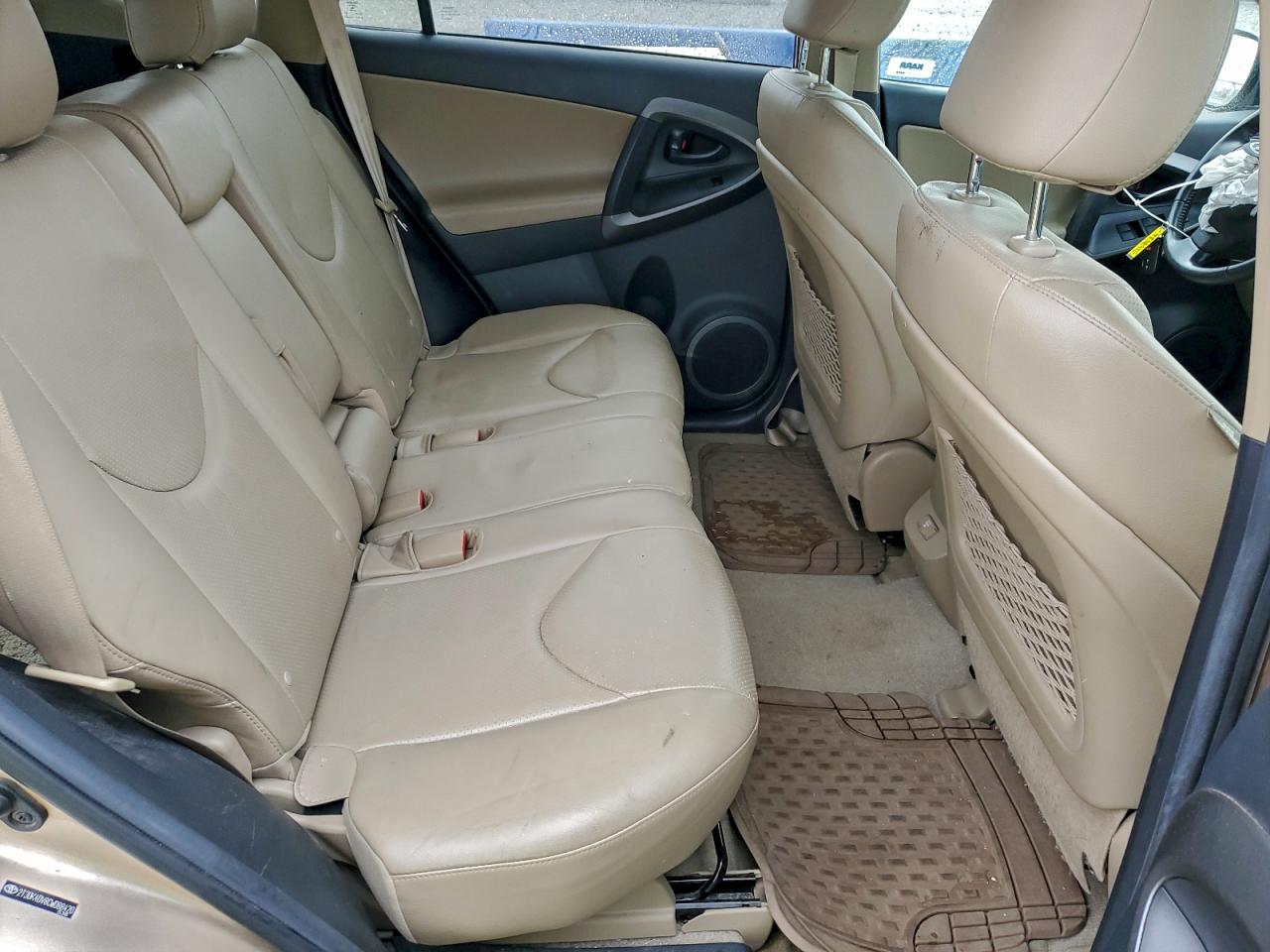 2012 TOYOTA RAV4 LIMITED photo 31