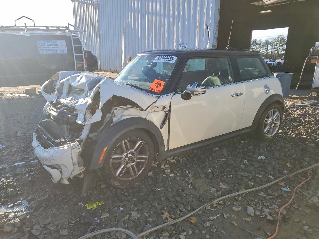 2012 MINI COOPER