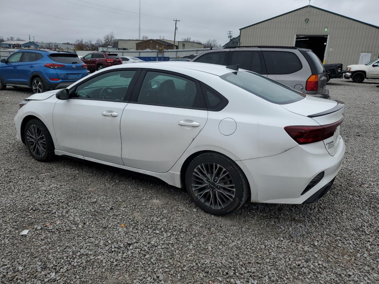 2024 KIA FORTE GT LINE photo 3