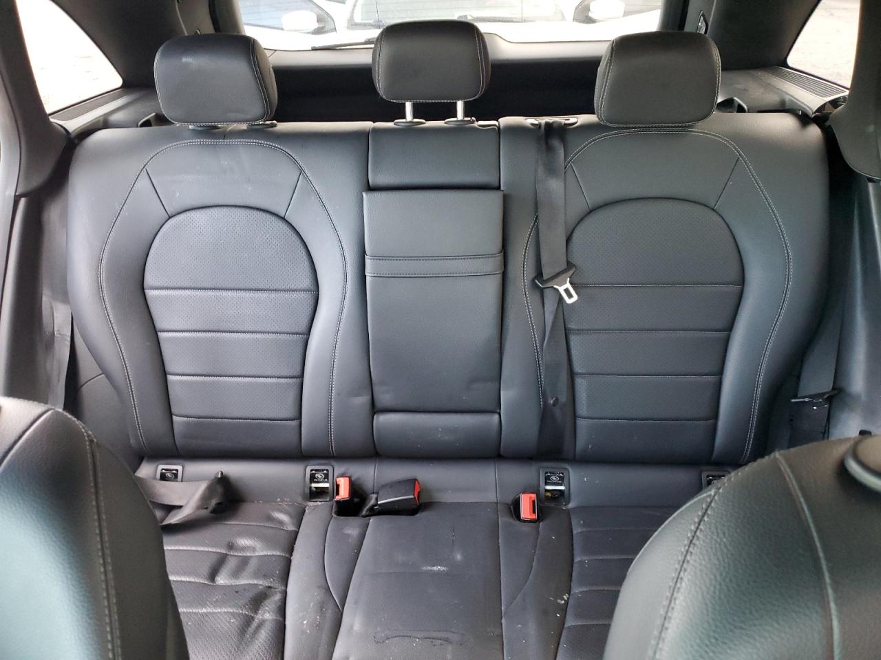 2018 MERCEDES-BENZ GLC 300 photo 28