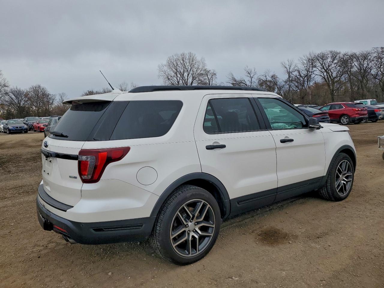 2018 FORD EXPLORER SPORT photo 3