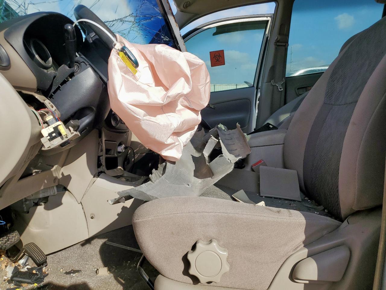 2003 TOYOTA RAV4 photo 7