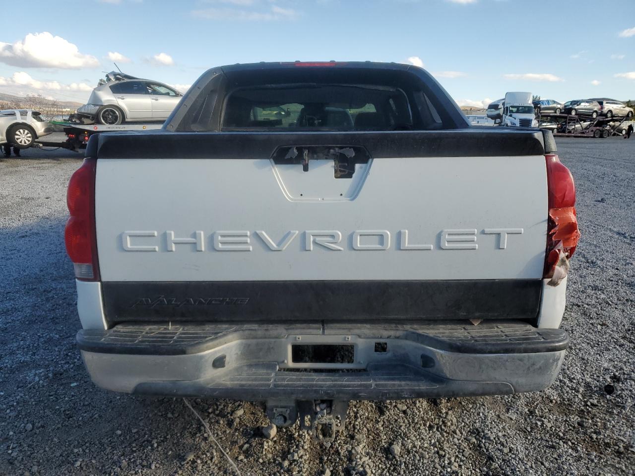 2005 CHEVROLET AVALANCHE K1500 photo 6