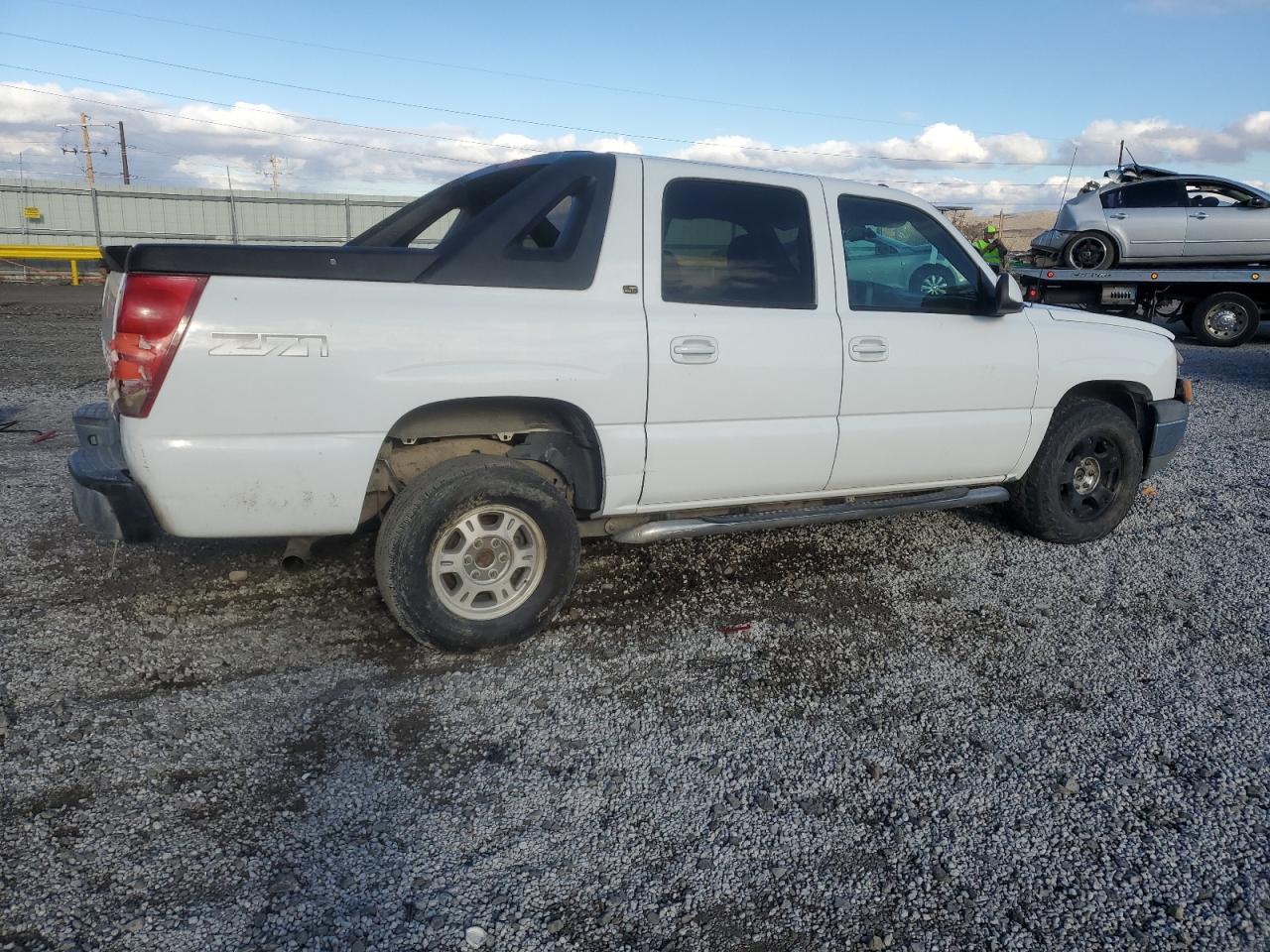 2005 CHEVROLET AVALANCHE K1500 photo 3