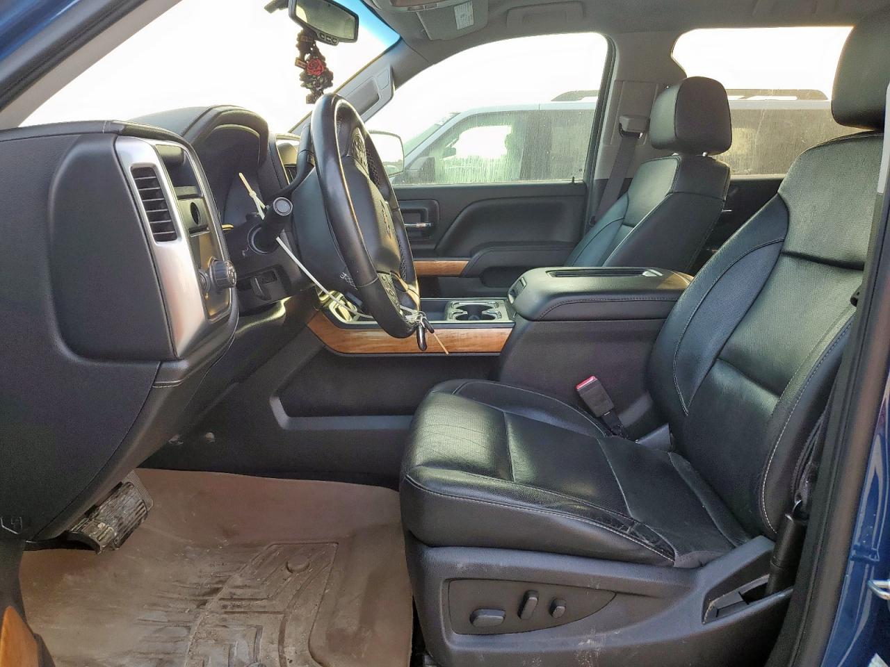 2017 CHEVROLET SILVERADO C1500 LTZ photo 13