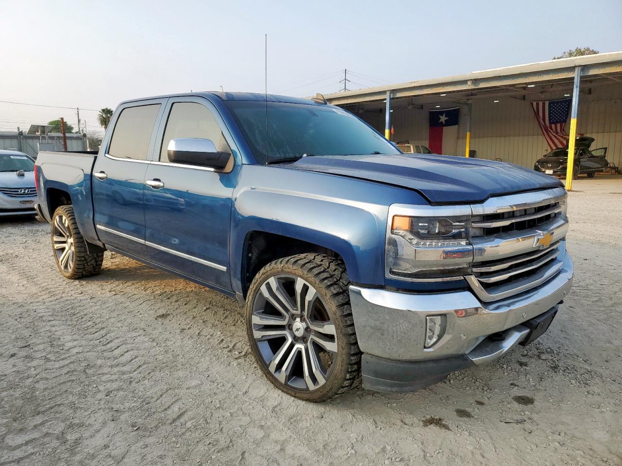2017 CHEVROLET SILVERADO C1500 LTZ photo 7
