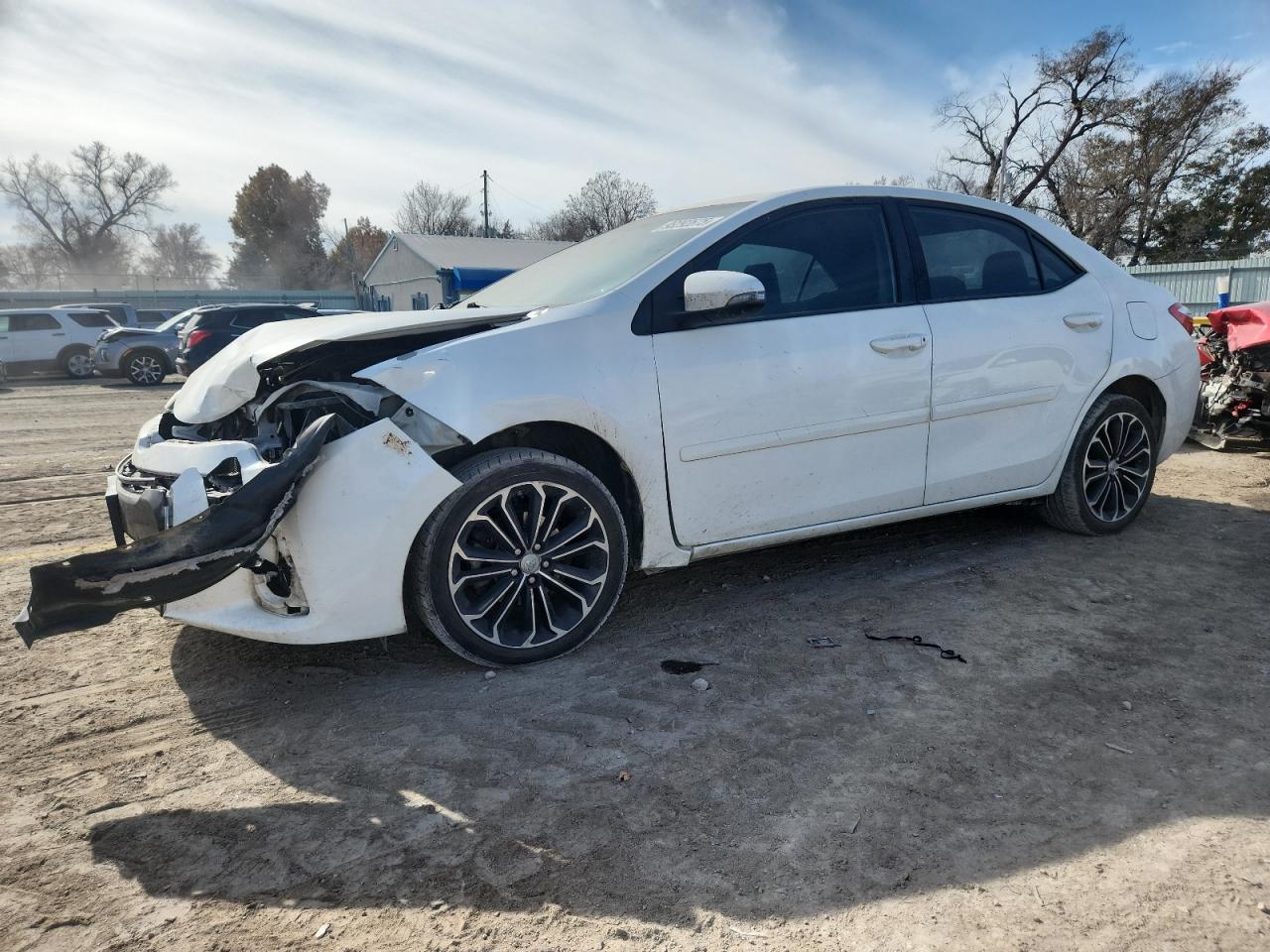 2015 TOYOTA COROLLA