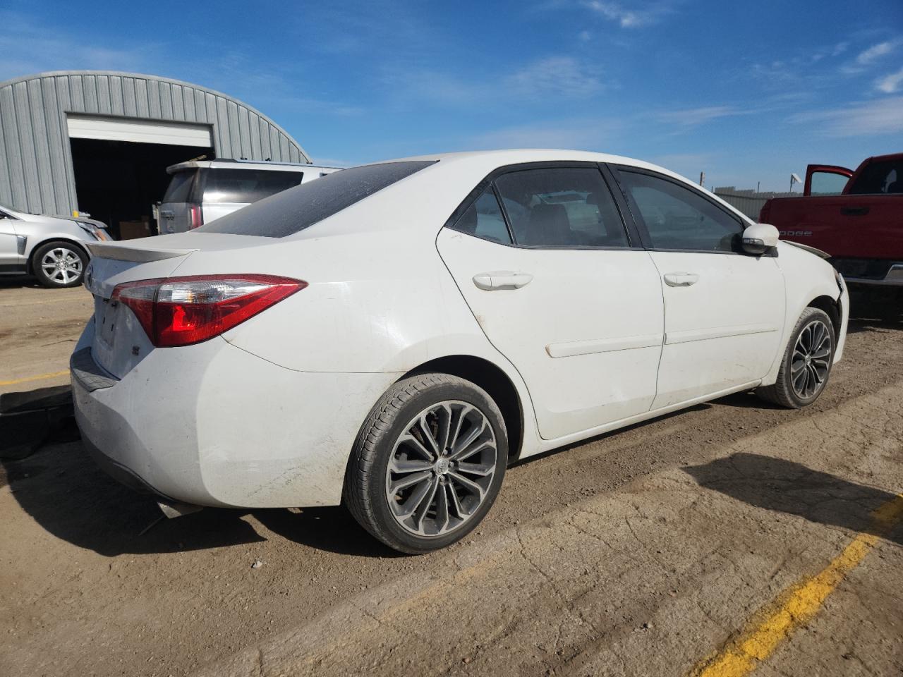 2015 TOYOTA COROLLA L photo 5