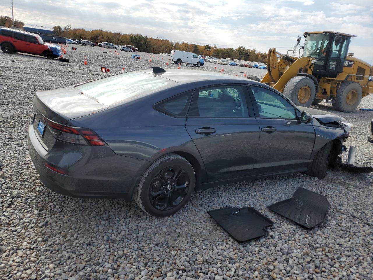 2025 HONDA ACCORD SE photo 5
