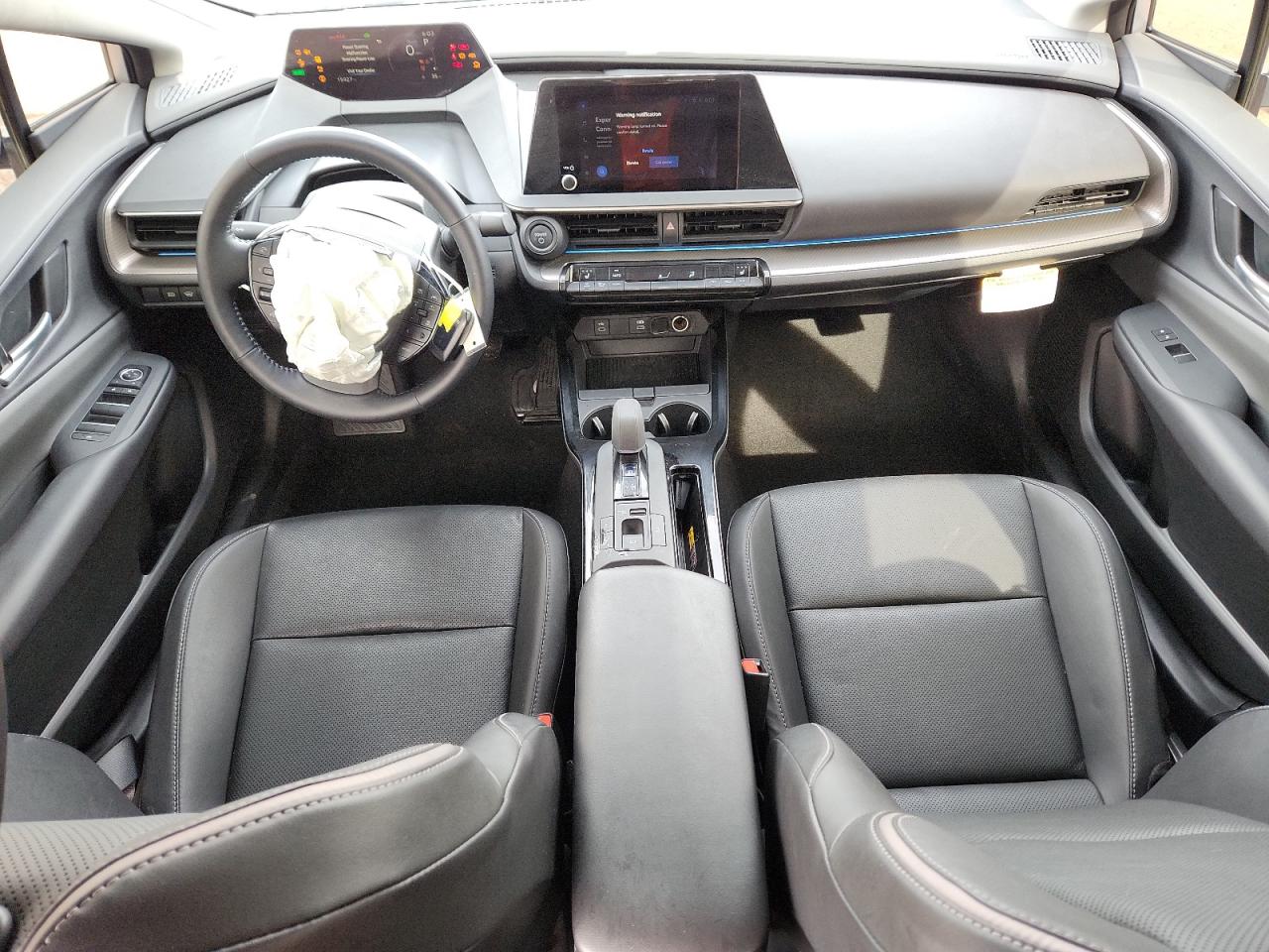 2024 TOYOTA PRIUS XLE photo 8