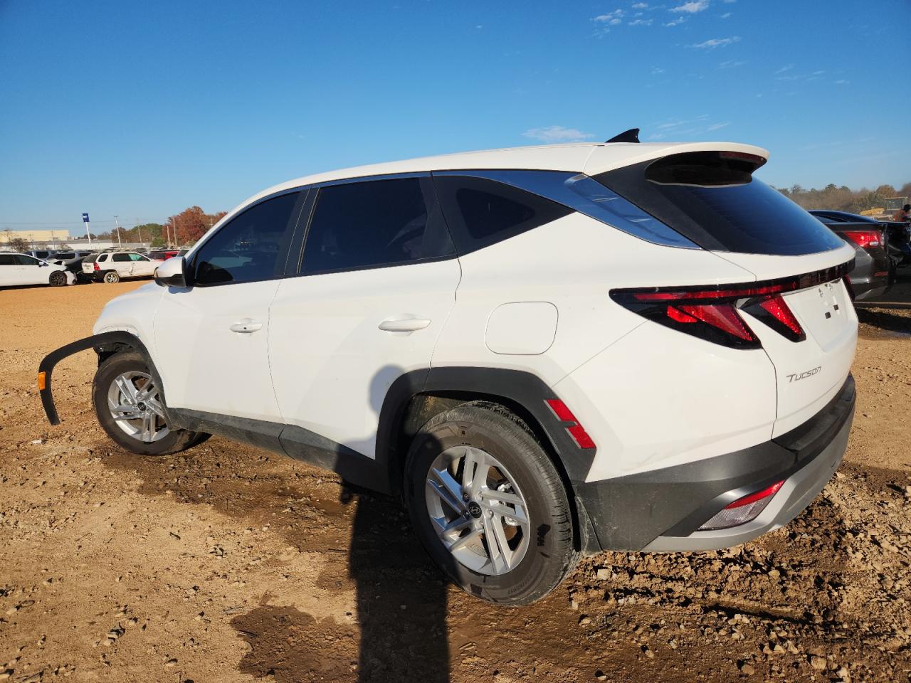 2025 HYUNDAI TUCSON SE photo 3