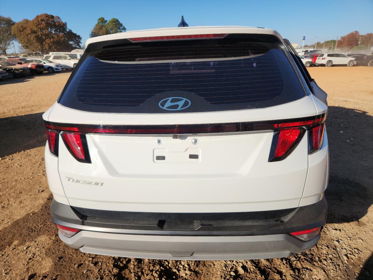 2025 HYUNDAI TUCSON SE photo 11