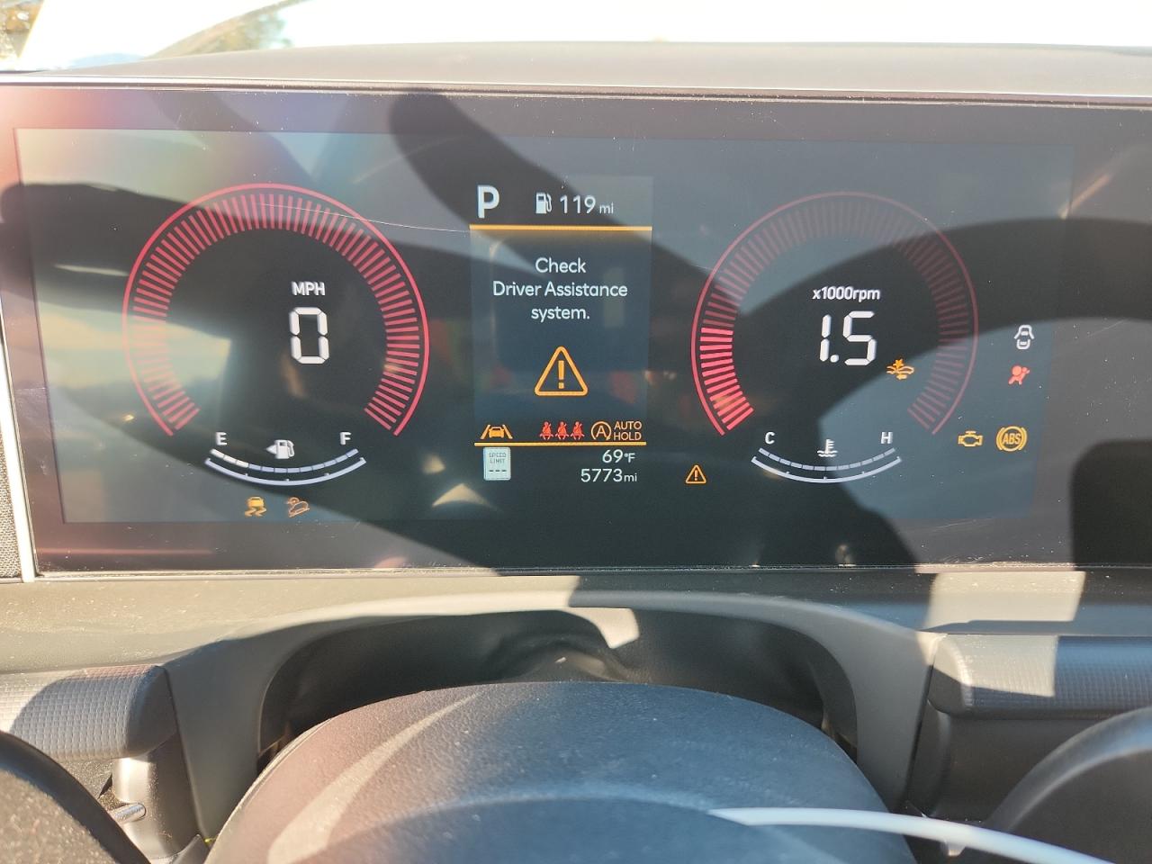 2025 HYUNDAI TUCSON SE photo 17