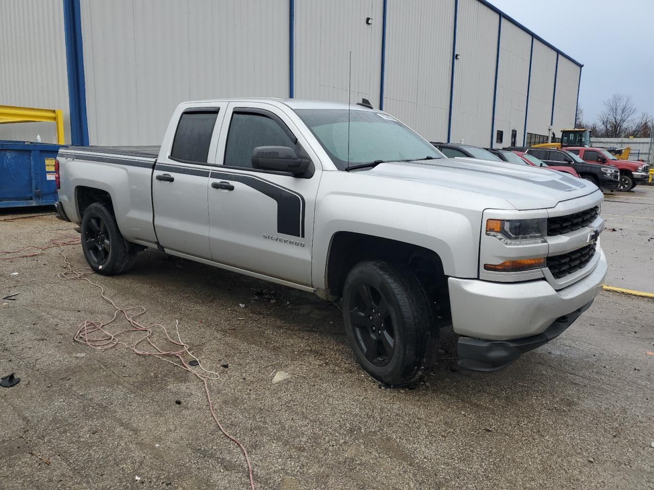2017 CHEVROLET SILVERADO K1500 CUSTOM photo 7