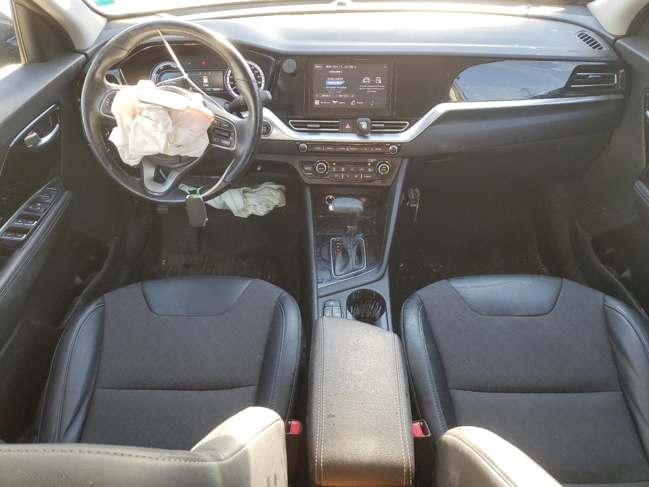 2022 KIA NIRO TOURING SPECIAL EDITION photo 8