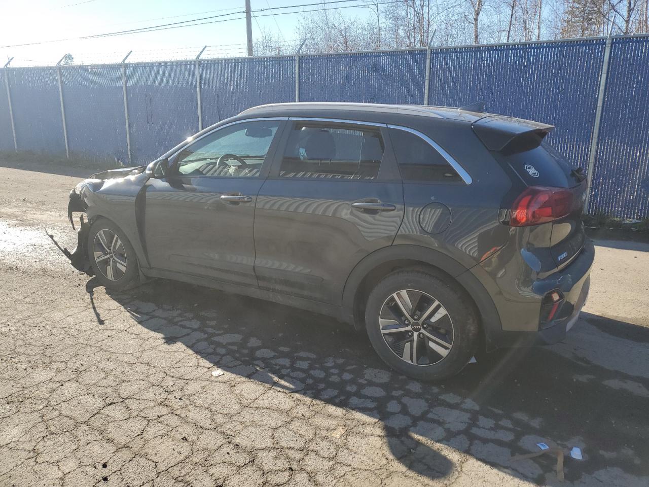 2022 KIA NIRO TOURING SPECIAL EDITION photo 2